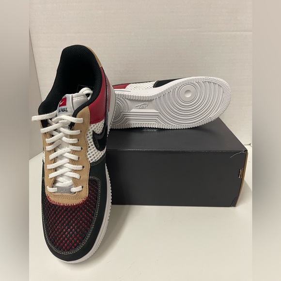 Air Force 1 07’ LV8 - Picture 7 of 8